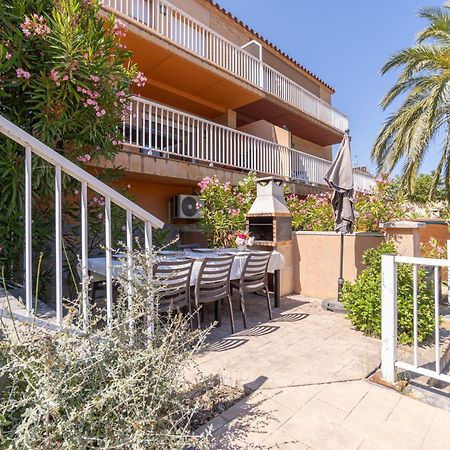 Jouvacations Villa Freser 艾姆布里亚布拉瓦 外观 照片