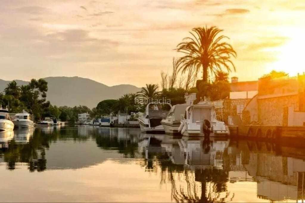 Jouvacations Villa Freser 艾姆布里亚布拉瓦 外观 照片
